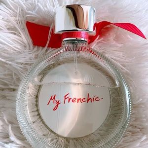 Beautiful Rochas  Mademoiselle  fragrance.🌸